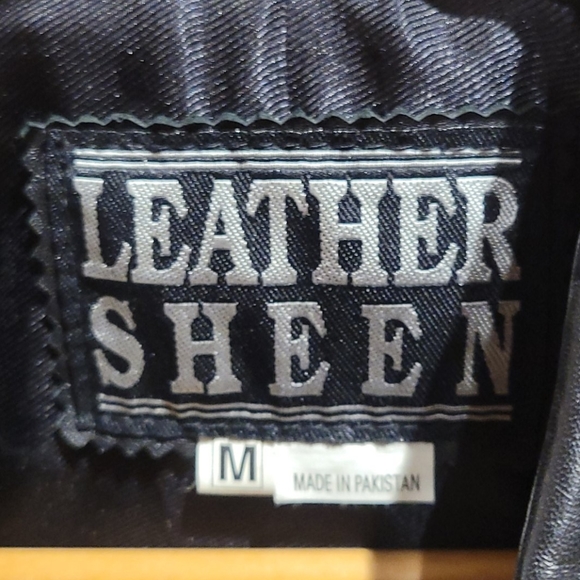 New Light weight  leather  jacket - Picture 3 of 9